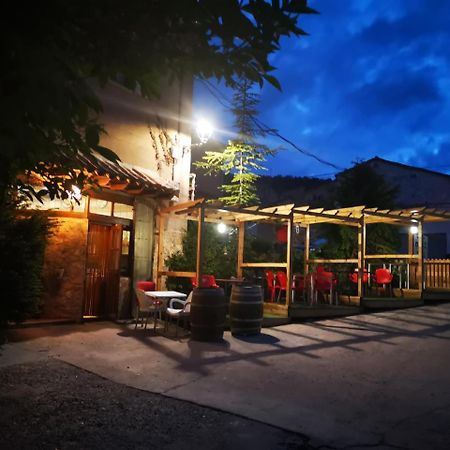 Hospedaje Rural Casa Parri Poveda de la Sierra Bagian luar foto