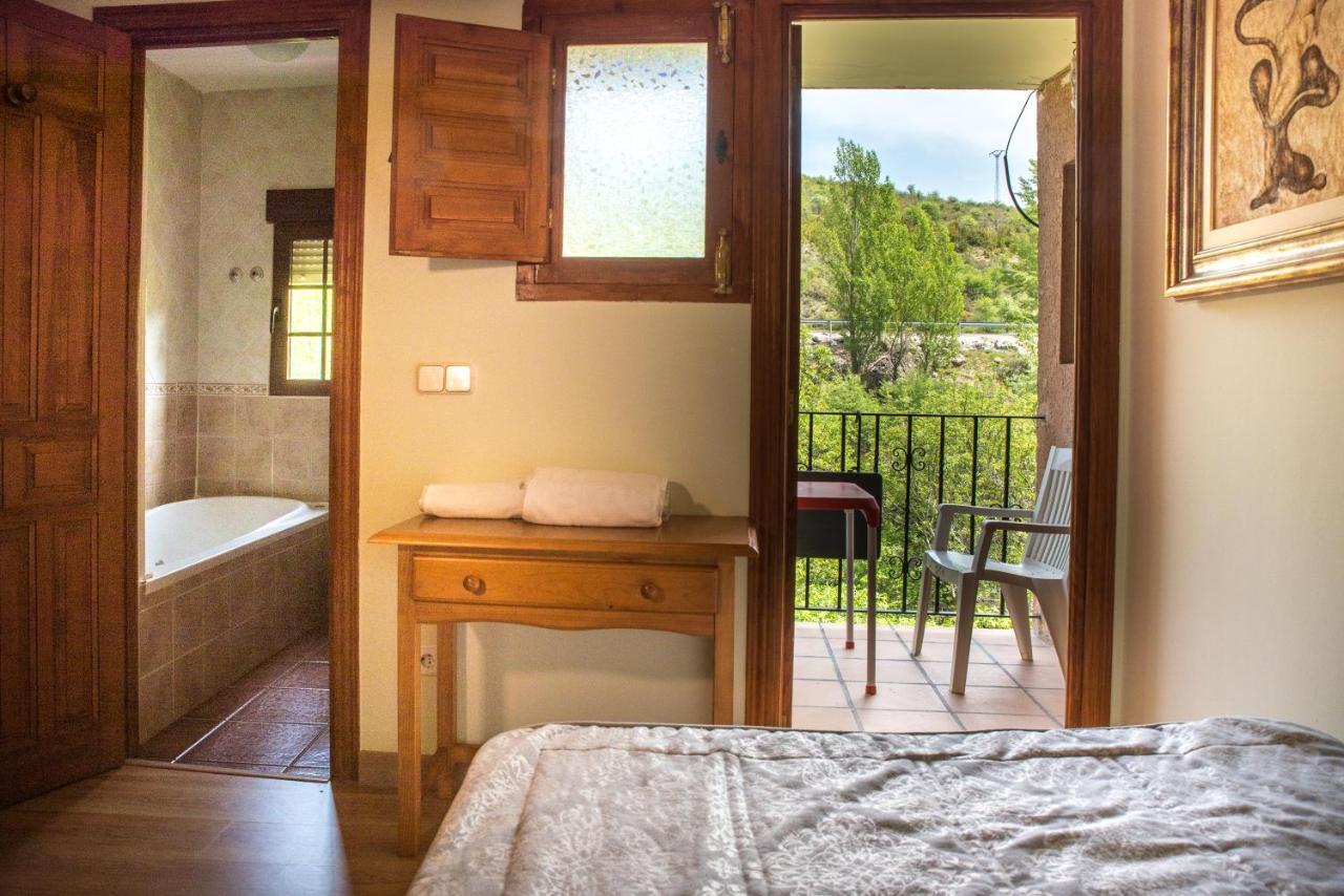 Hospedaje Rural Casa Parri Poveda de la Sierra Bagian luar foto