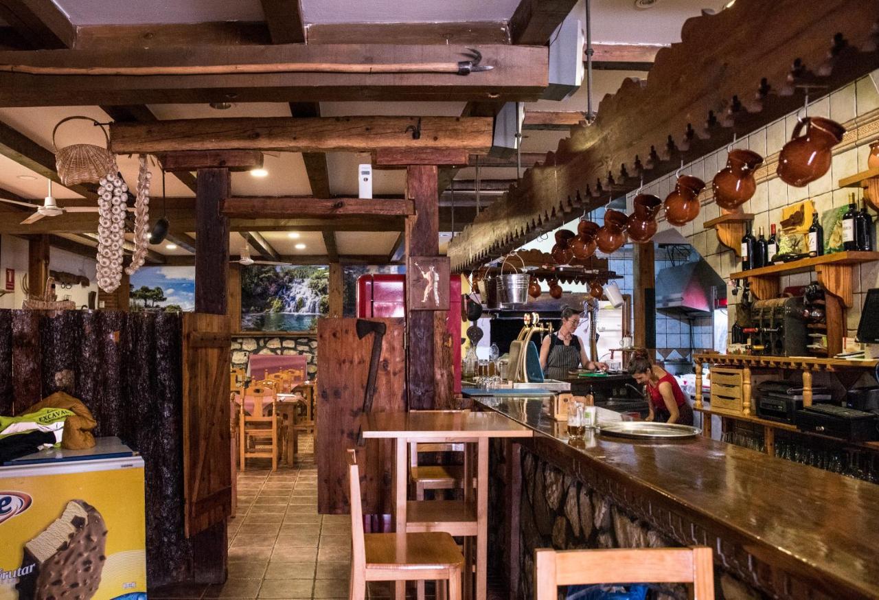 Hospedaje Rural Casa Parri Poveda de la Sierra Bagian luar foto