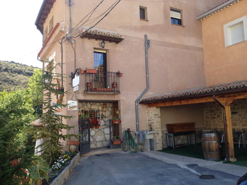 Hospedaje Rural Casa Parri Poveda de la Sierra Bagian luar foto